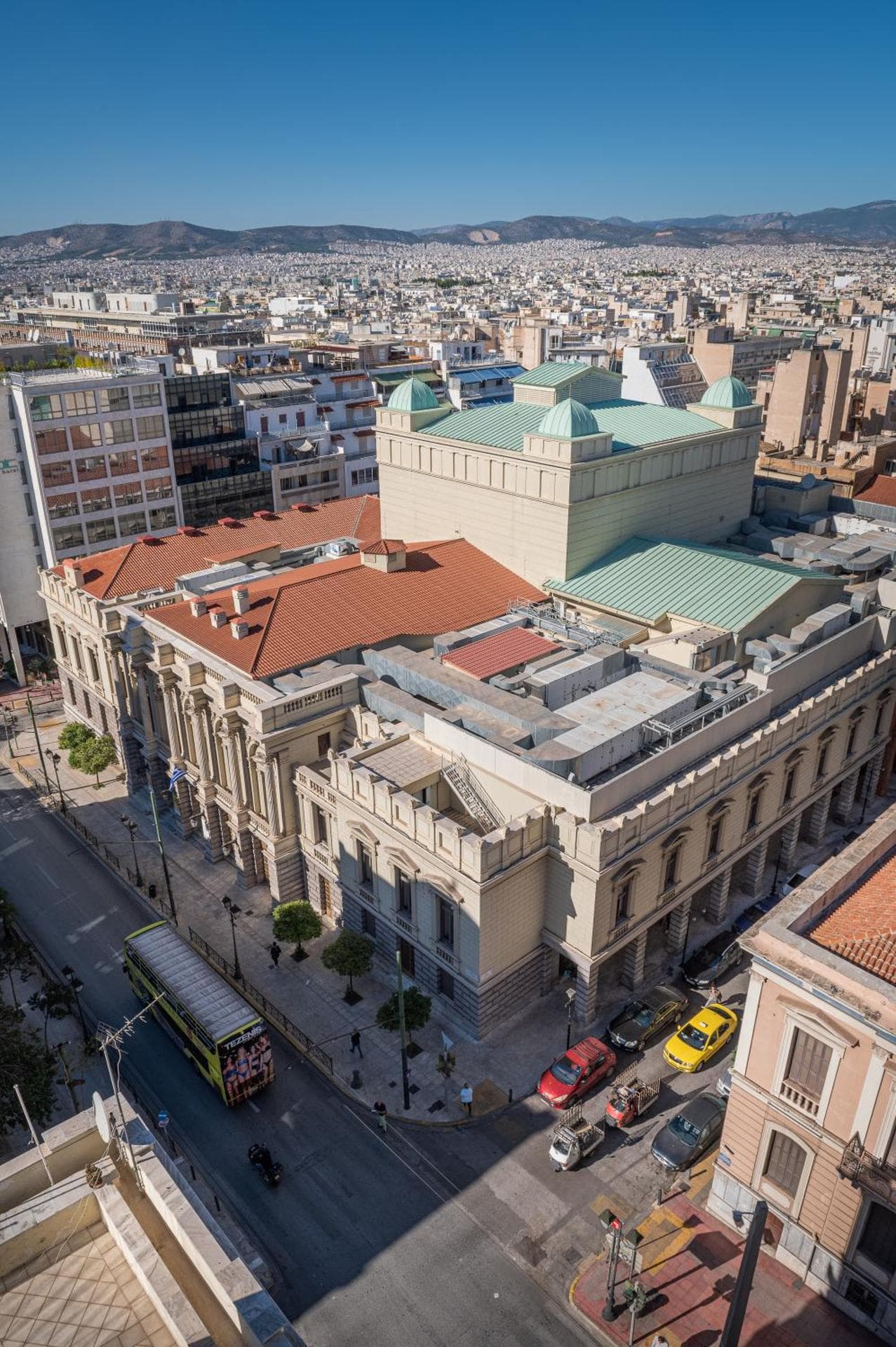 DIROS HOTEL