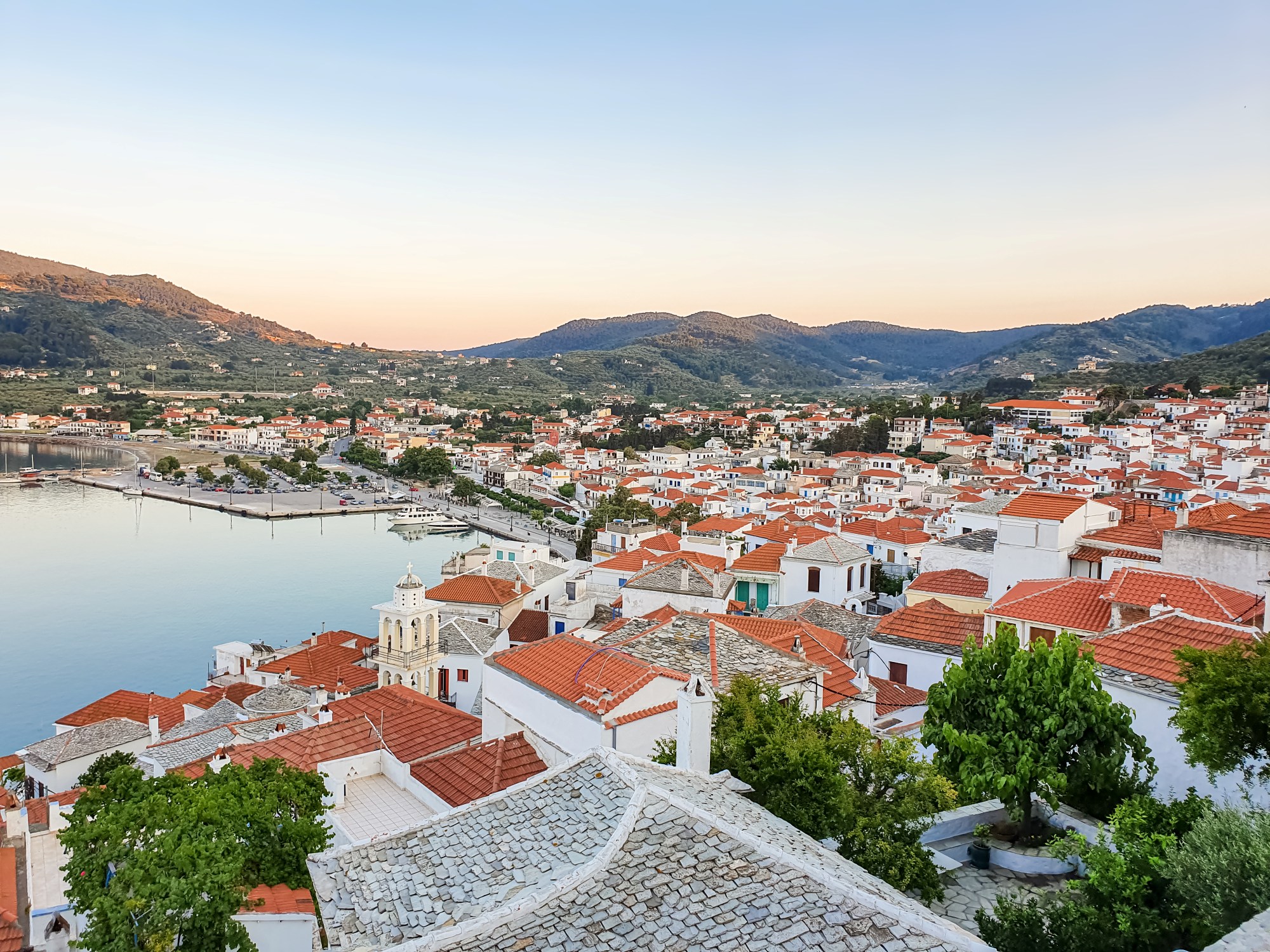 HOW TO GO - SKOPELOS 
