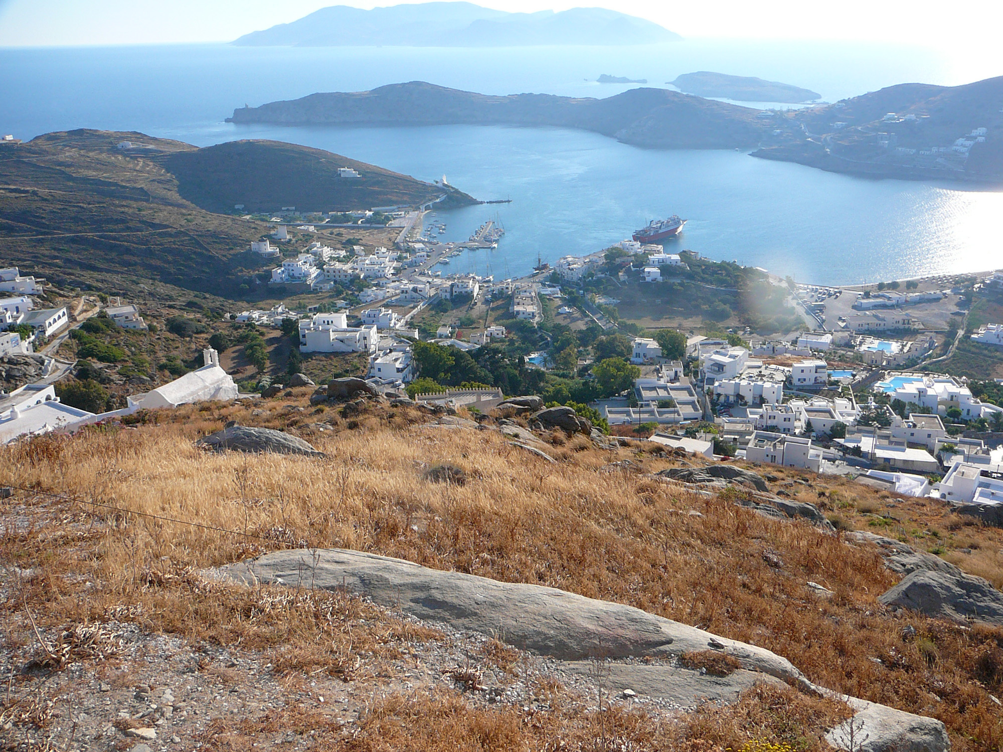 SIKINOS, THE MAGIC OF THE OTHER PATH 