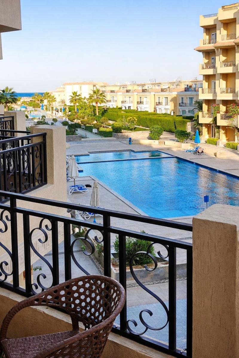Two-Bedroom Apartment with Balcony and Sea View