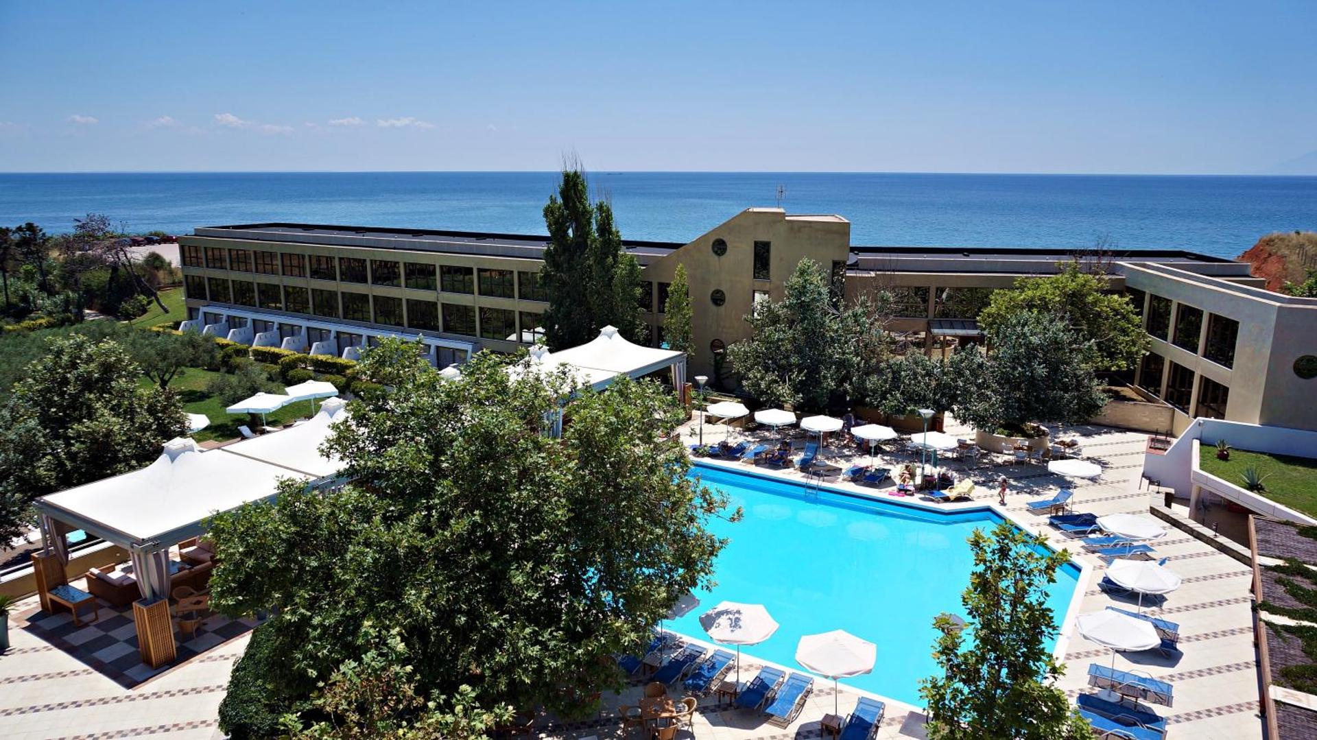 ALEXANDER BEACH HOTEL & SPA