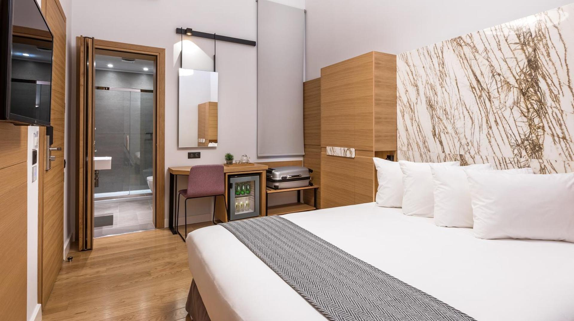 Superior Family Suite