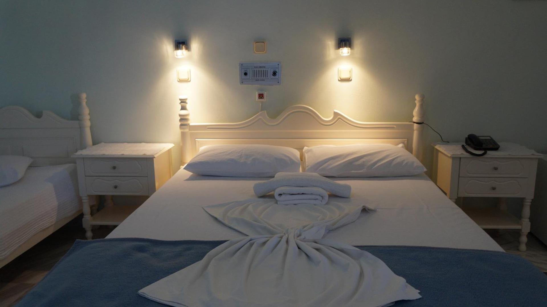 Amanda Hotel