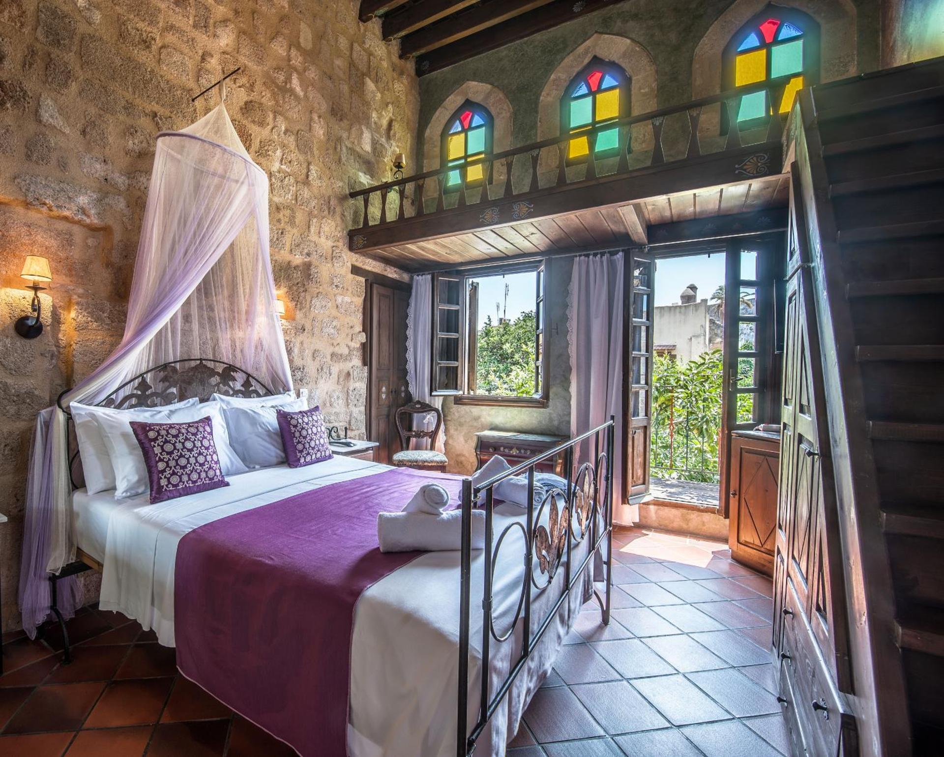 S.NIKOLIS' HISTORIC BOUTIQUE HOTEL