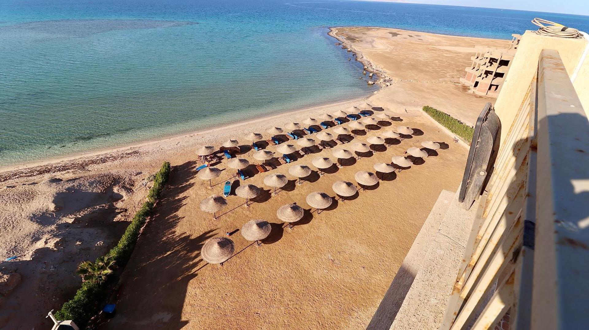LA QUINTA BEACH RESORT