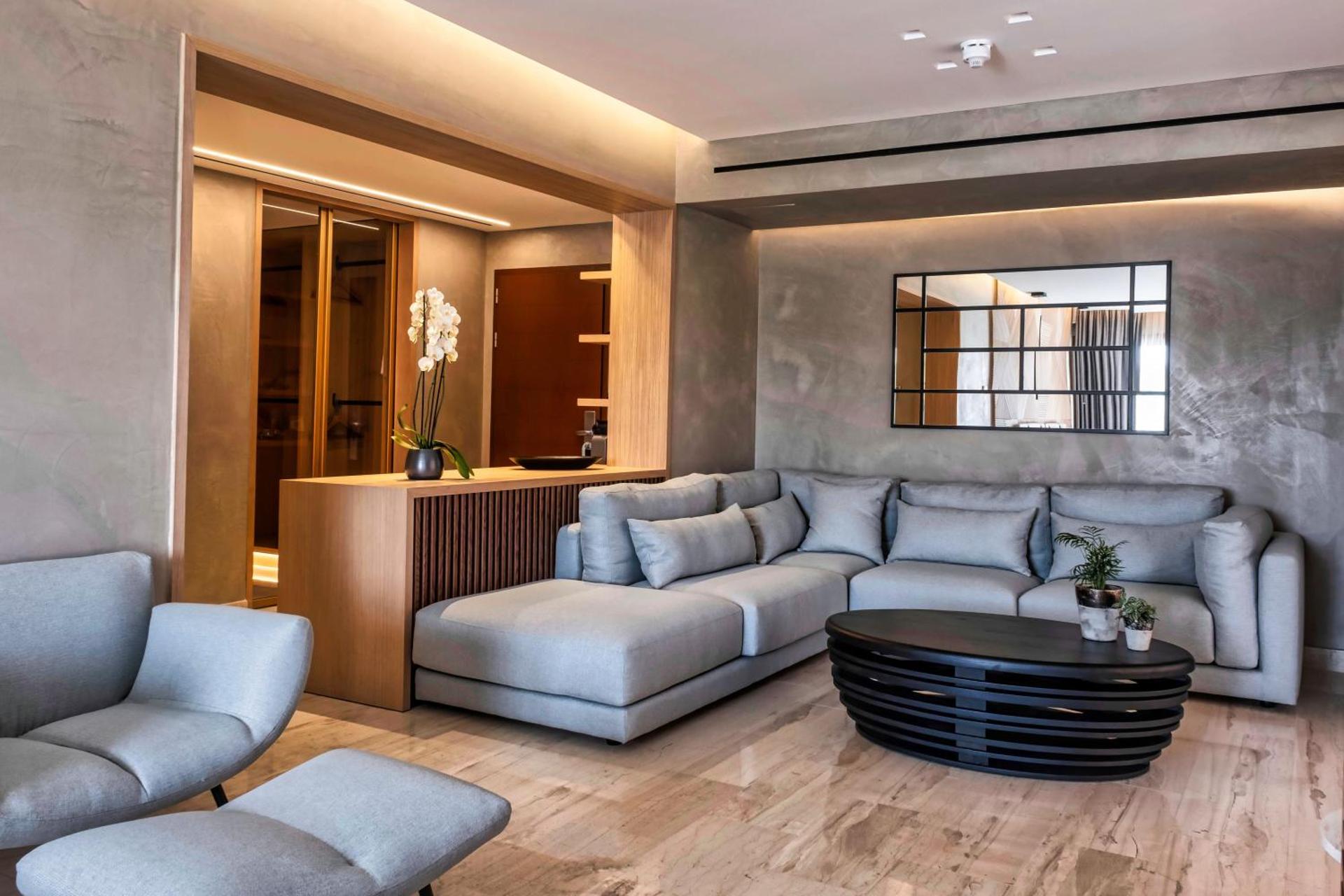 Suite with Private Pool