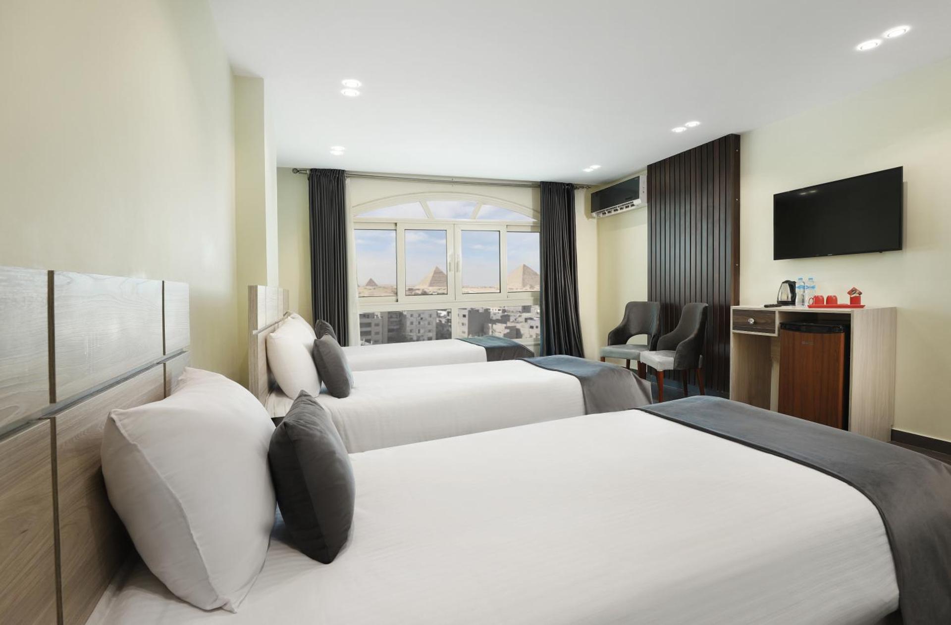 Triple Room with Pyramids View