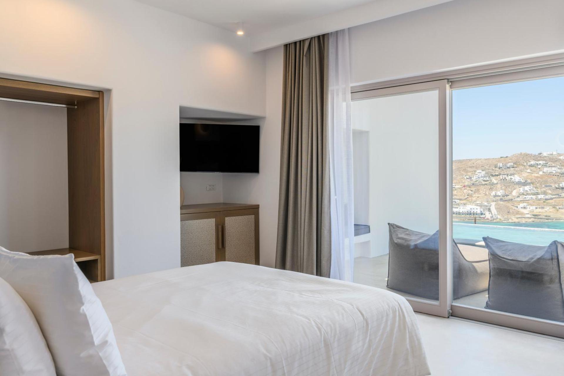 Junior Suite with Private Pool