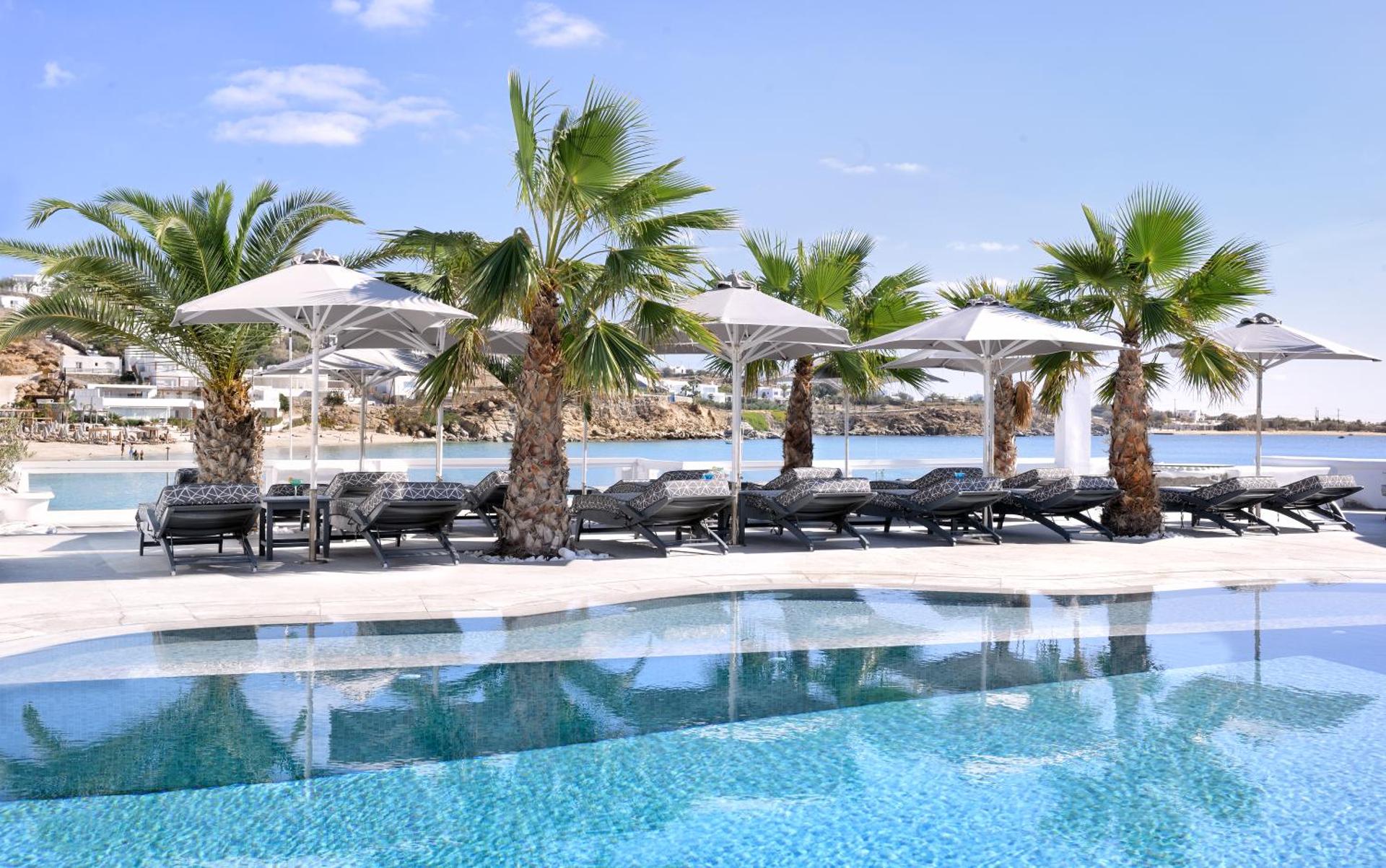 PETINOS BEACH