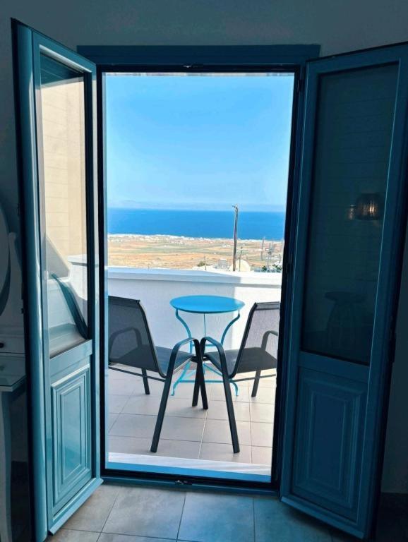 Double Room with Balcony and Sea View