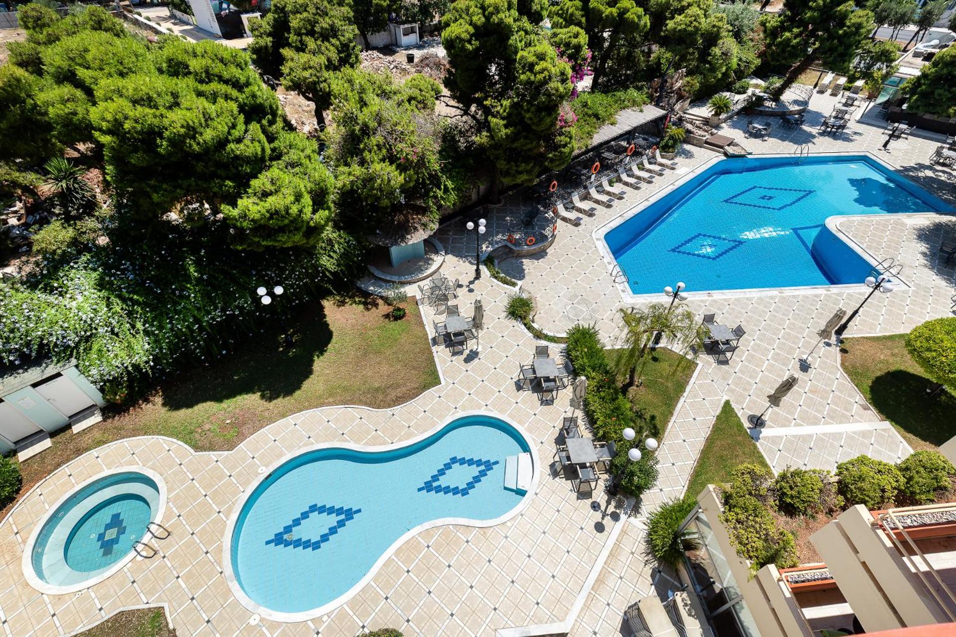 OASIS HOTEL