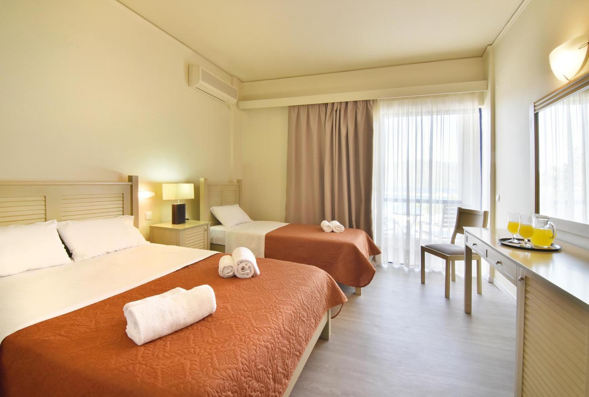 Deluxe Triple Room