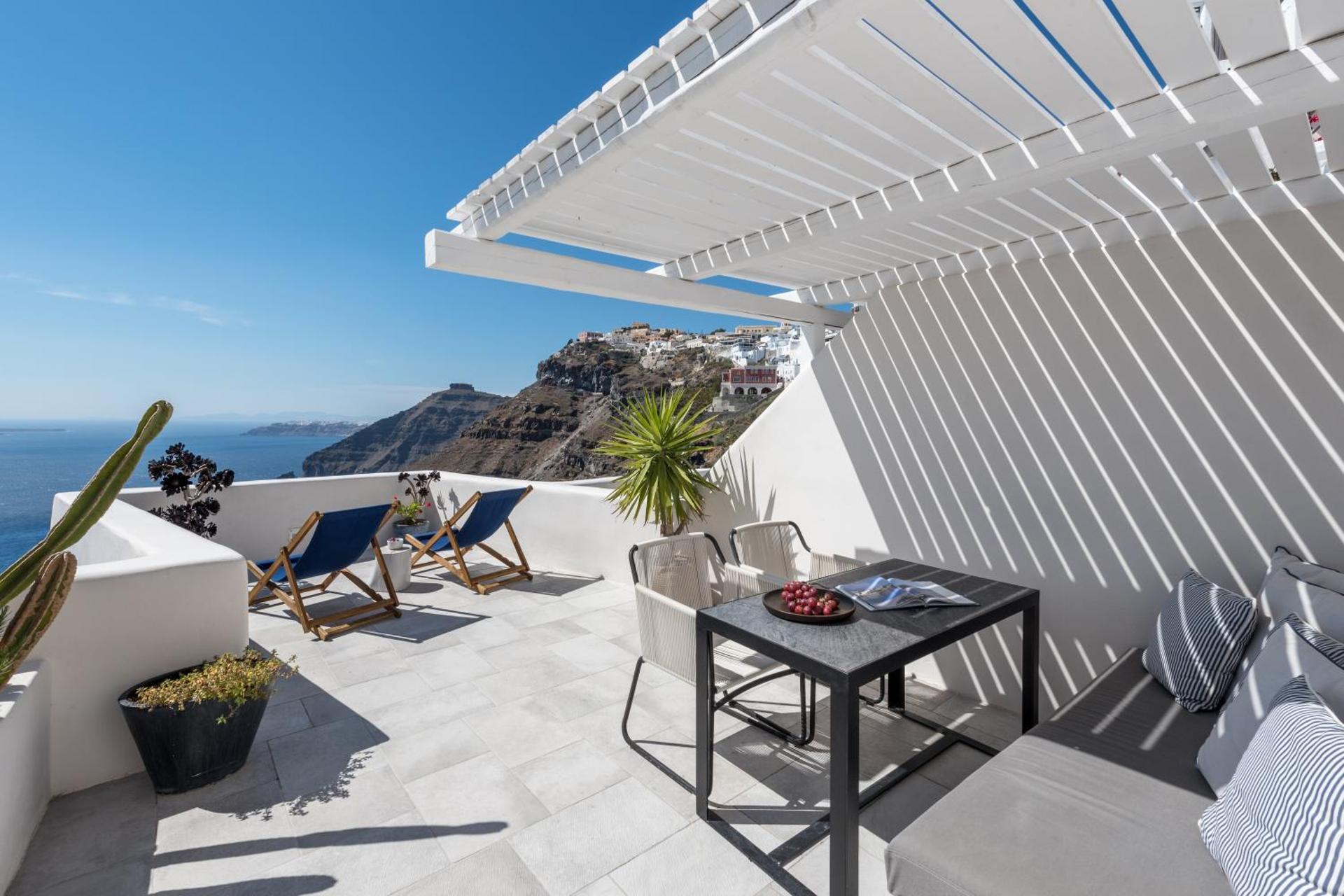 Suite with Caldera View