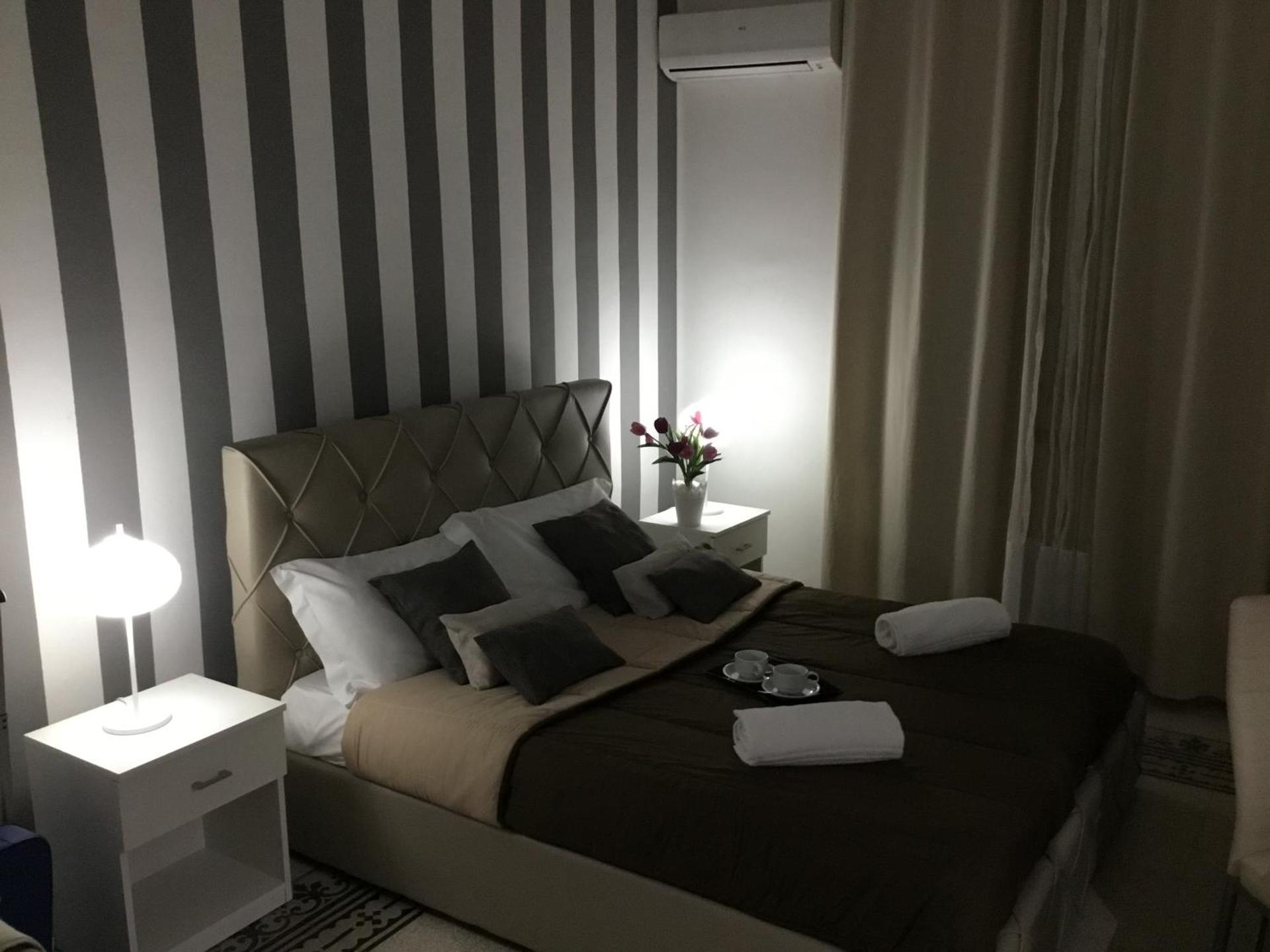 Junior Suite with Hydro-massage Shower