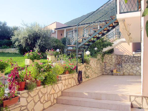 AEGLI RESORT & SPA