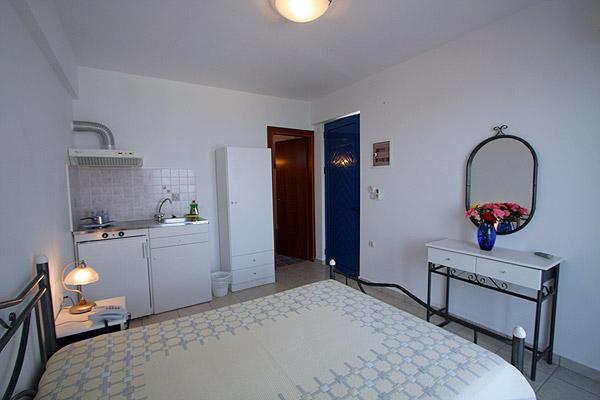 FRAGIAS APARTMENTS