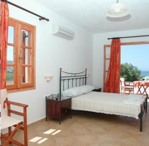 ACTI PLAKA APARTMENTS