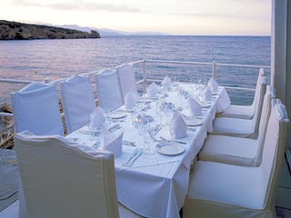 ISTRON BAY HOTEL
