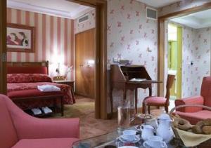 RODOS PARK SUITES