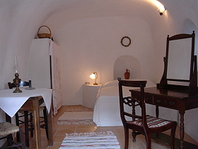 AEOLOS