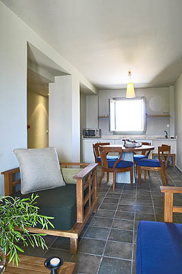 EMELISSE HOTEL