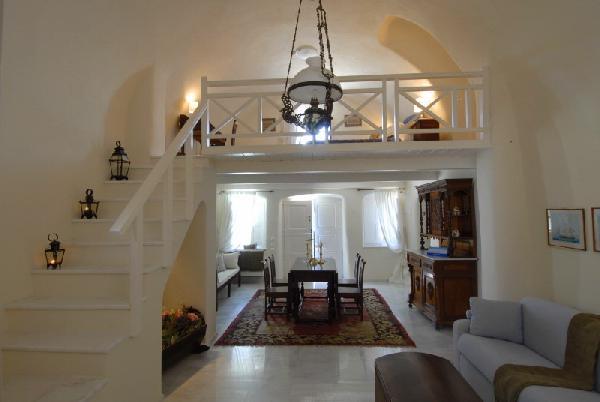 CANAVES OIA