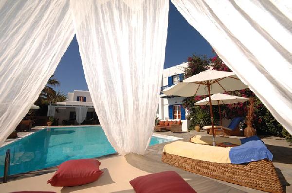DIONYSOS HOTEL