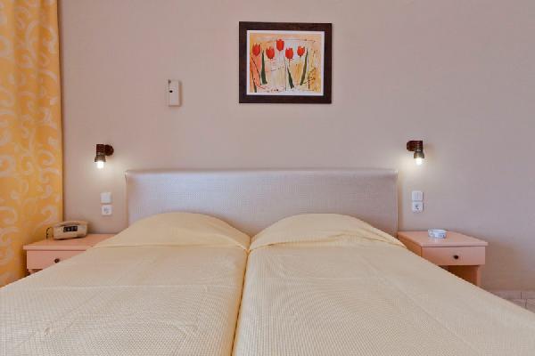 REA HOTEL 