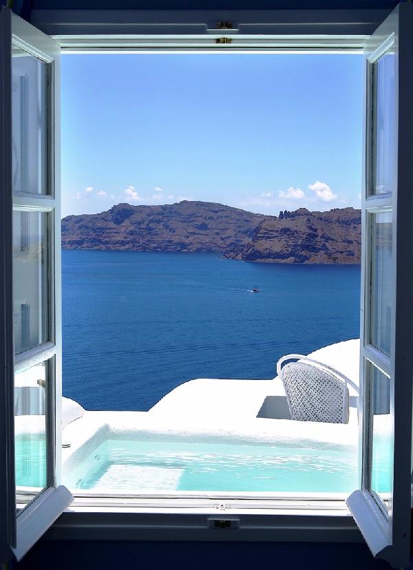 KIRINI SUITES & SPA 