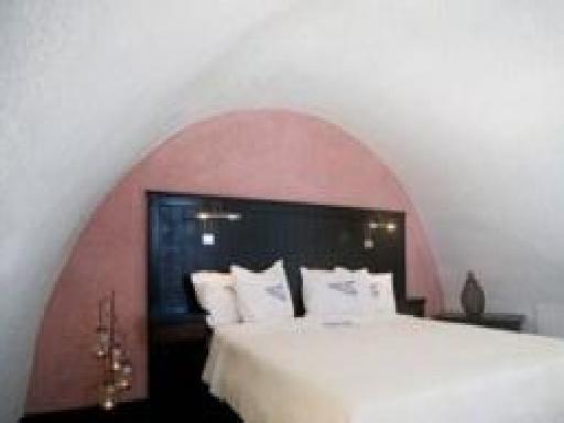 ARTEMIS SUITES