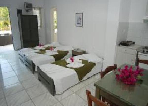 PARADISE STUDIOS & APARTMENTS