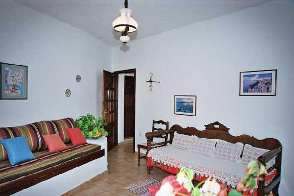 NIKOS VILLAS