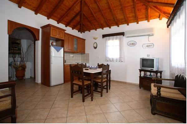 AGNANTEMA VILLAS