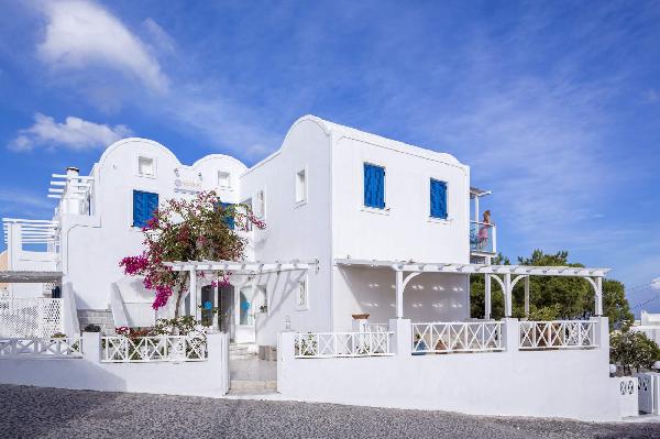 LOIZOS STYLISH RESIDENCES