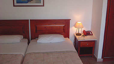 PEZOULAS