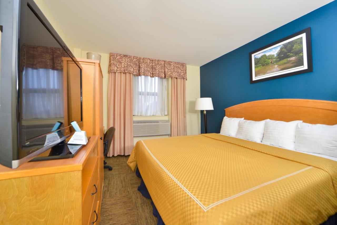 MIDTOWN CONVERTION CENTER HOTEL NYC