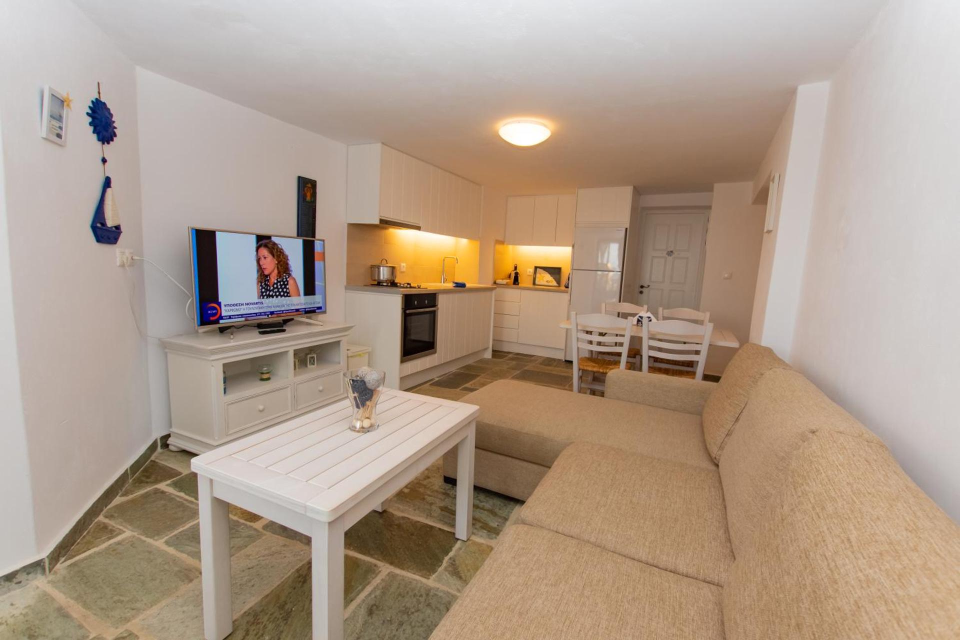 THALIA MYCONIAN SUITES