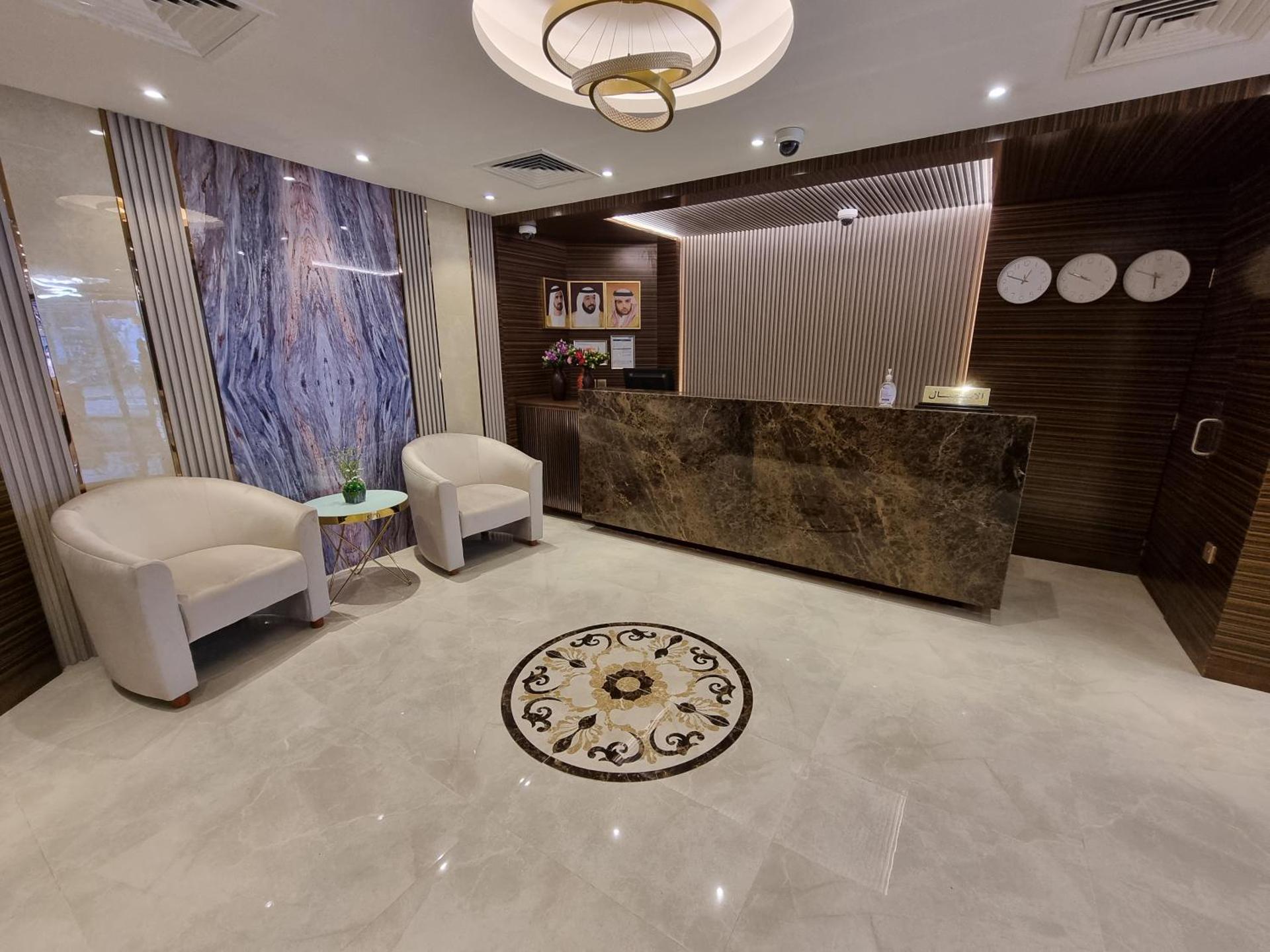 VISTA SQUARE HOTEL