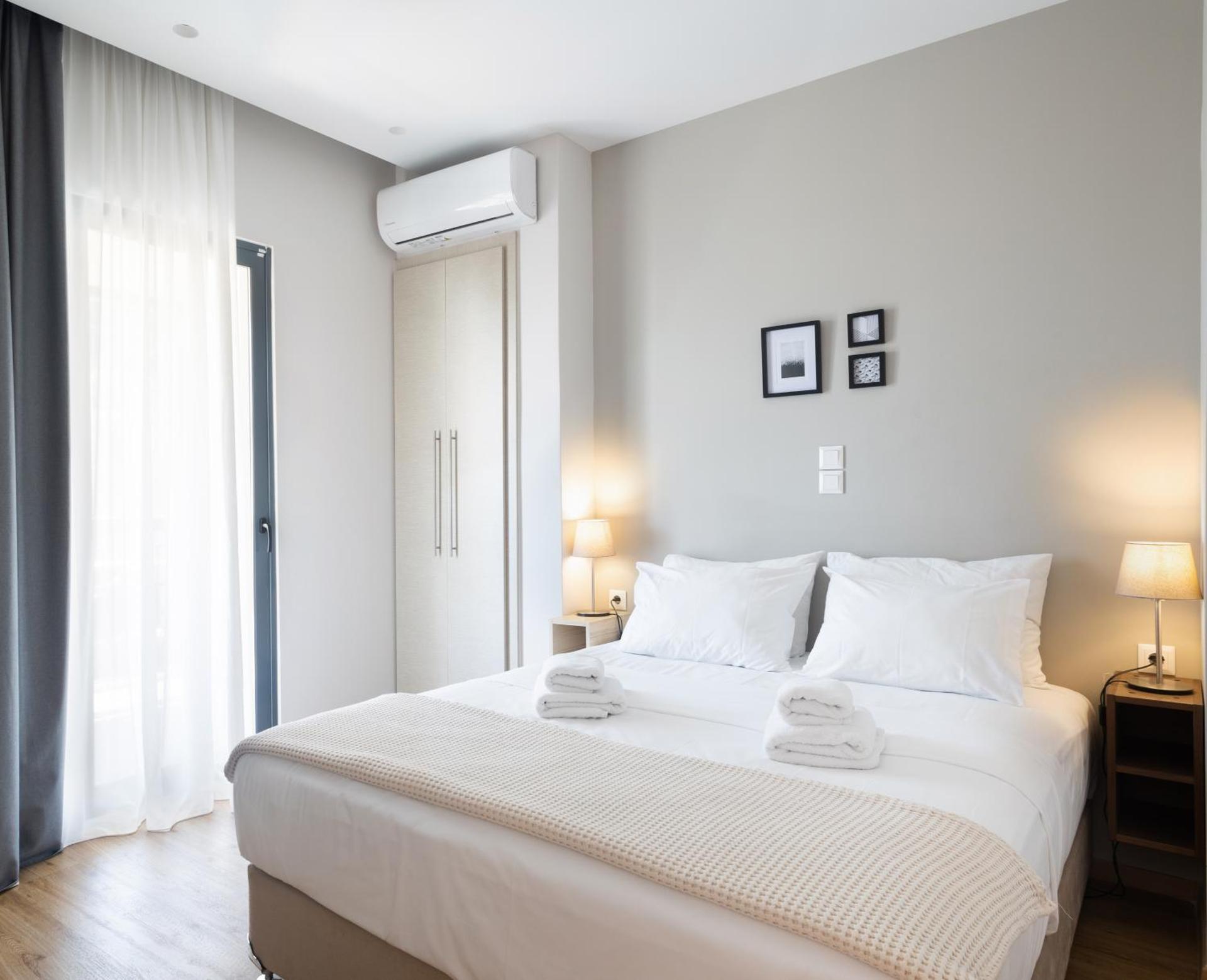 MOOD ATHENS LUXURY APARTMENTS AND SUITES