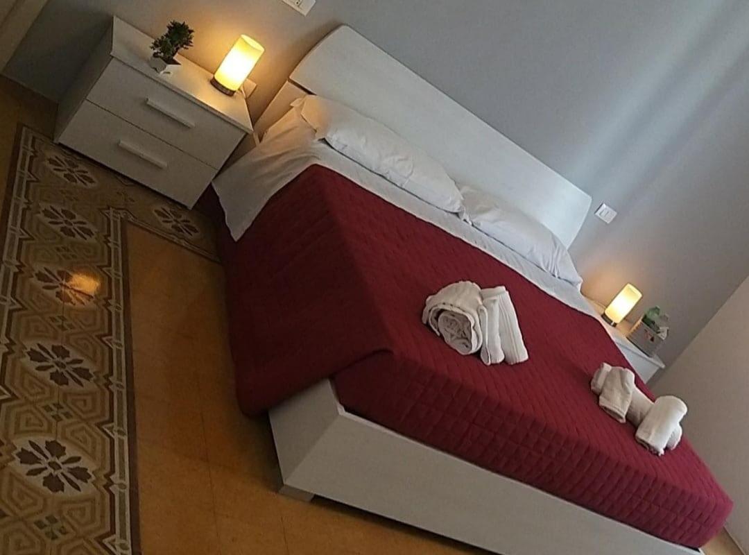 GRAN TOUR PROFUMO DI SICILIA - B & B