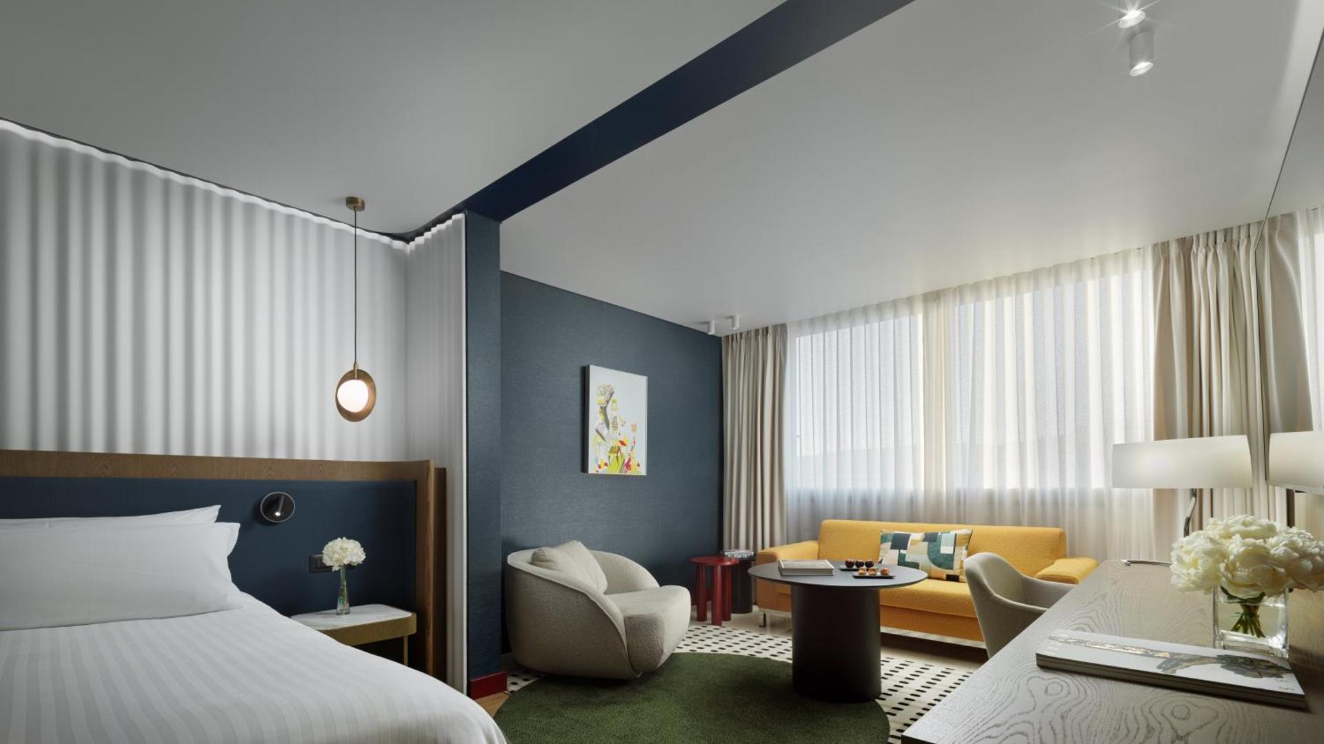 ATHENAEUM INTERCONTINENTAL