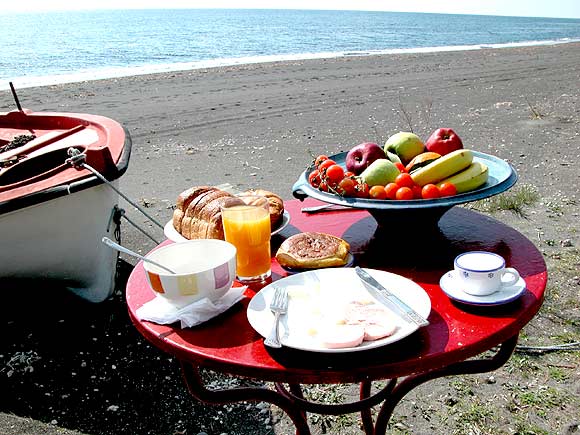 TO ARMENAKI