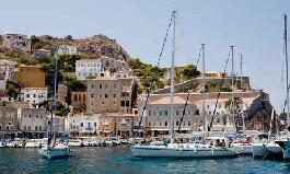 Greek tourist industry thriving despite debt crisis and unrest